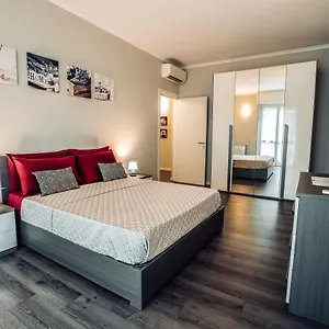 https://residenza-vigliani-15.it-lombardy.com